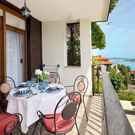 Sm Lovely On The First Line In Apartamento Sozopol